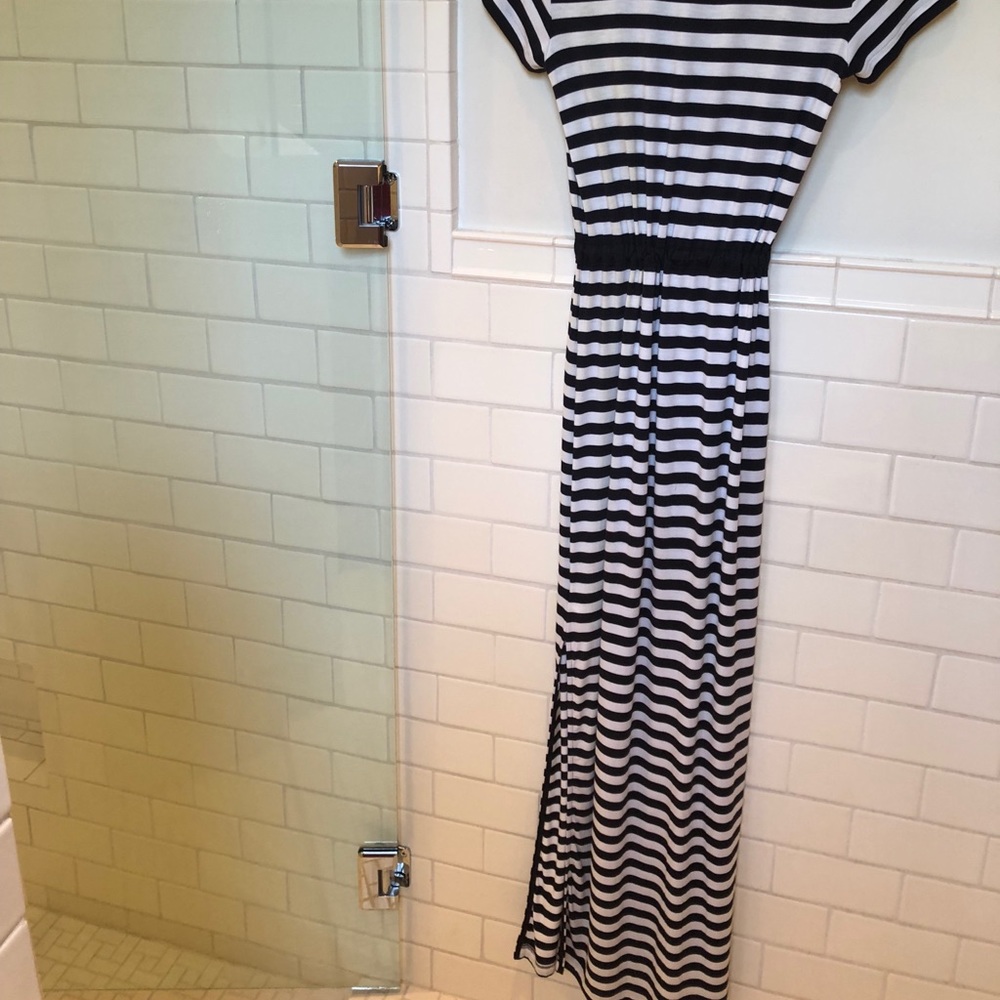 Michael Kors Tied Navy/White Striped Maxi Dress - Picture 2 of 4